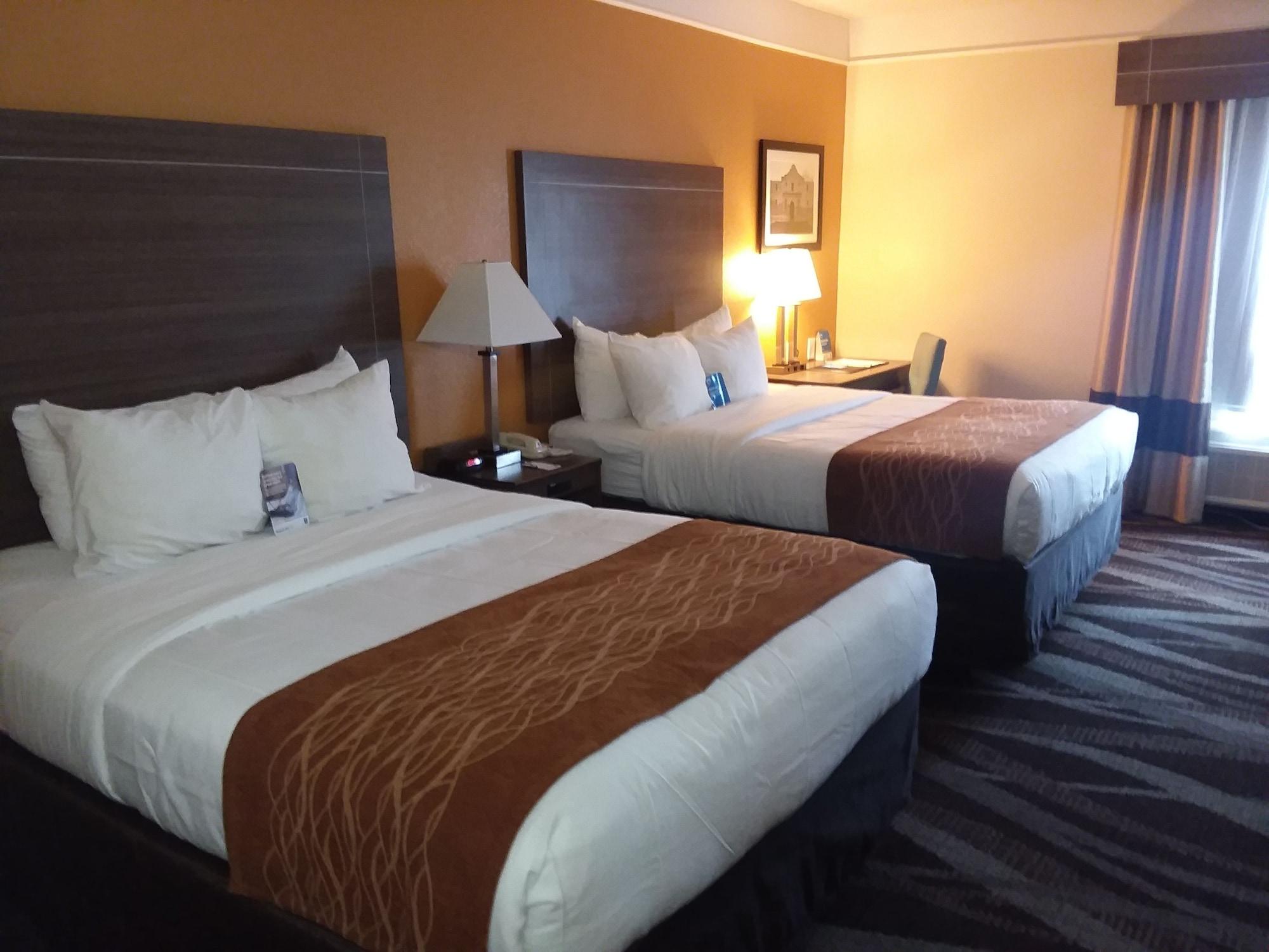 Comfort Inn Near Frost Bank Center 샌안토니오 외부 사진