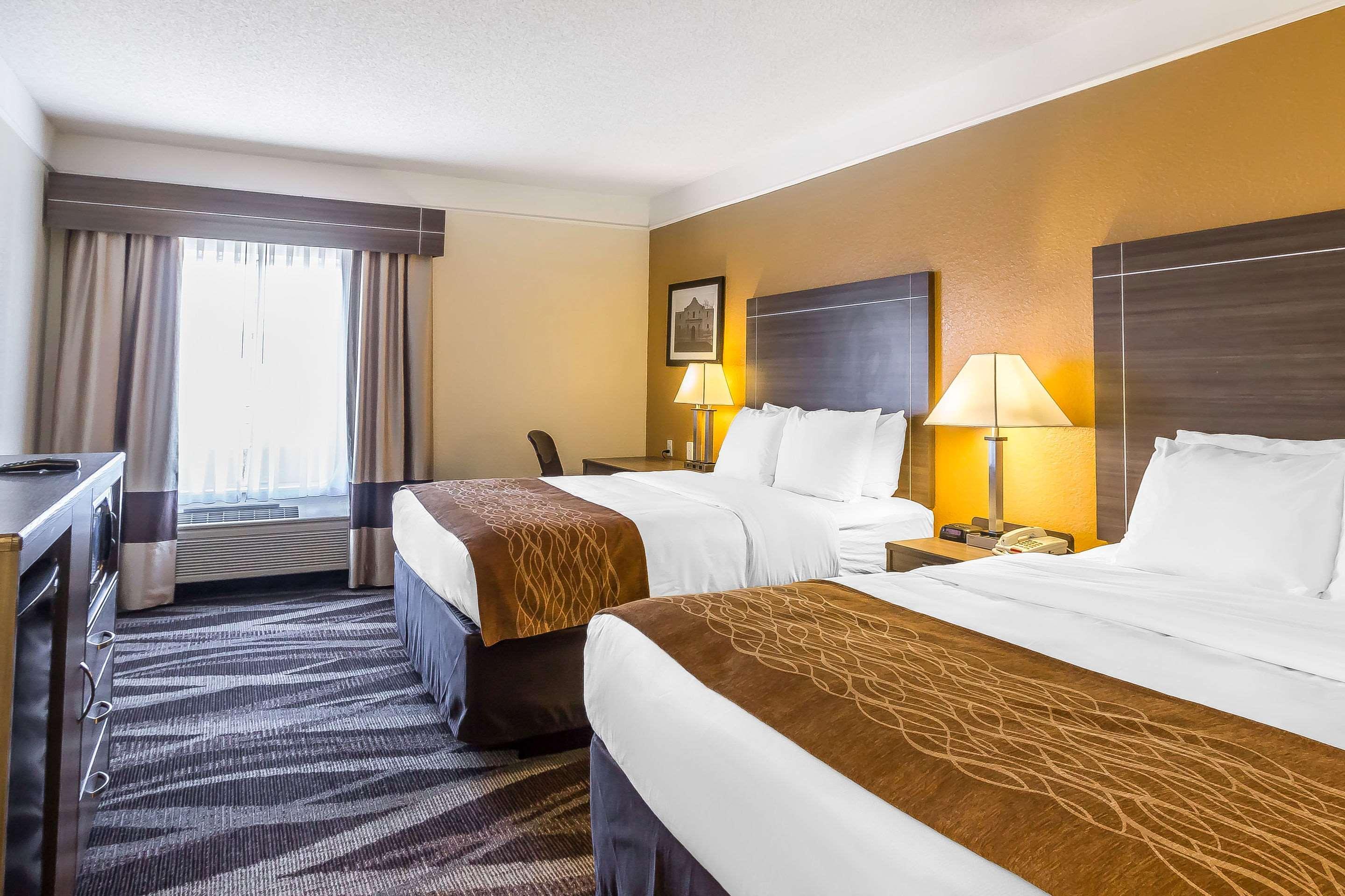 Comfort Inn Near Frost Bank Center 샌안토니오 외부 사진