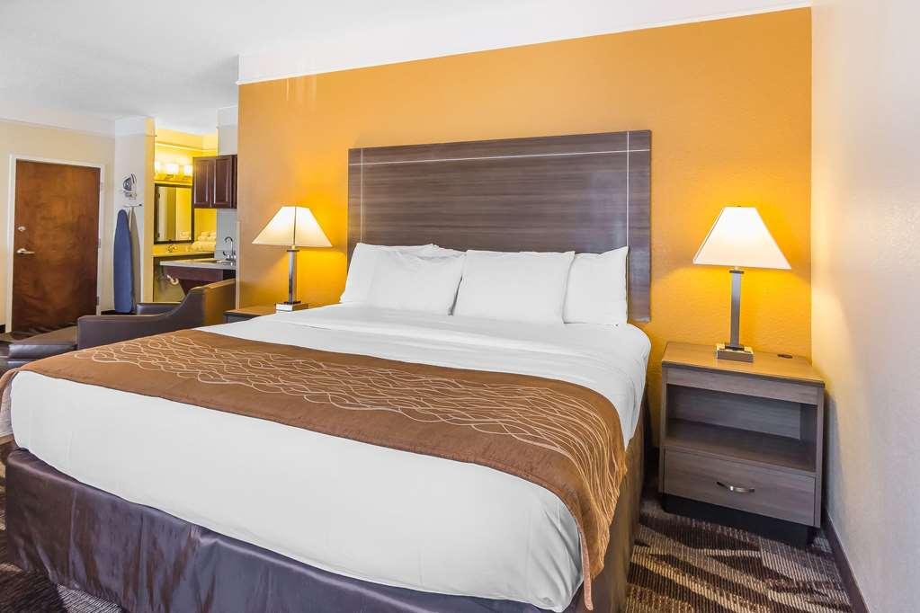 Comfort Inn Near Frost Bank Center 샌안토니오 외부 사진
