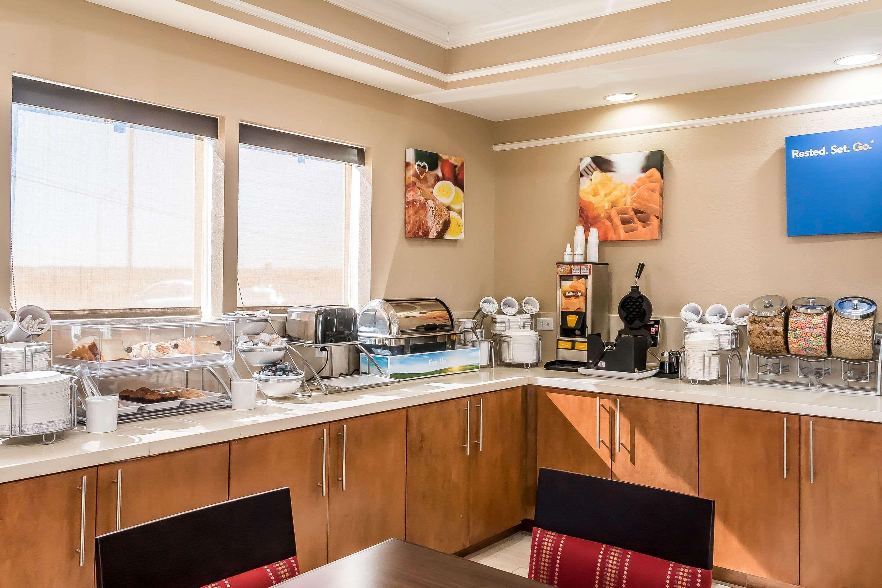 Comfort Inn Near Frost Bank Center 샌안토니오 외부 사진