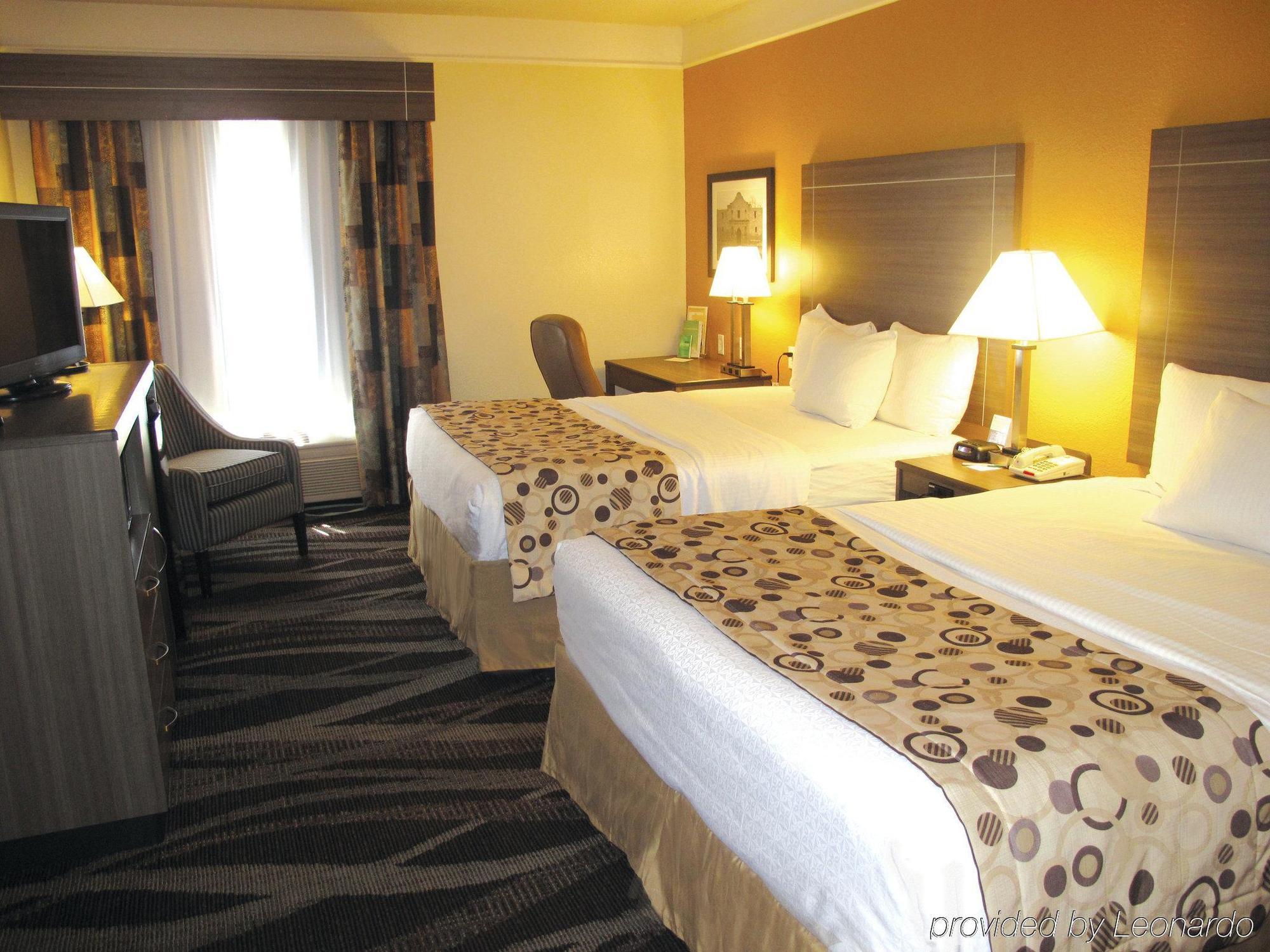 Comfort Inn Near Frost Bank Center 샌안토니오 외부 사진