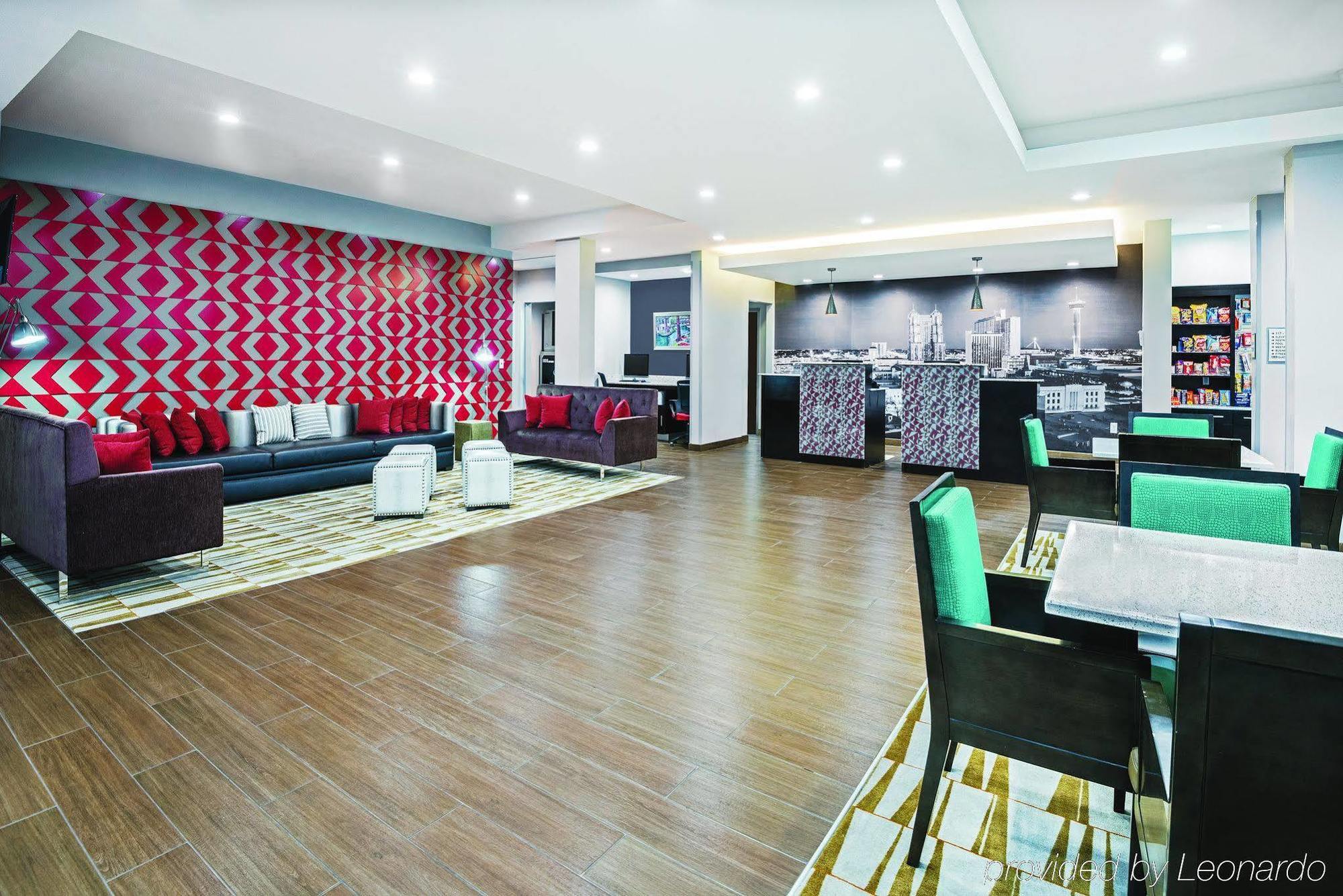 Comfort Inn Near Frost Bank Center 샌안토니오 외부 사진