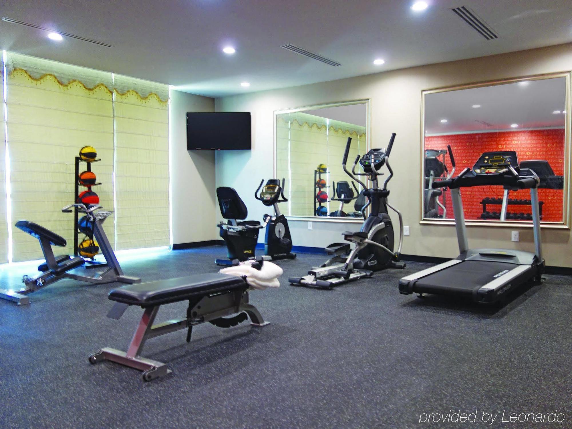 Comfort Inn Near Frost Bank Center 샌안토니오 외부 사진